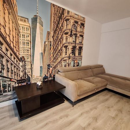 Cazare Apartament 2 Camere Decomandat Militari Chiajna المظهر الخارجي الصورة