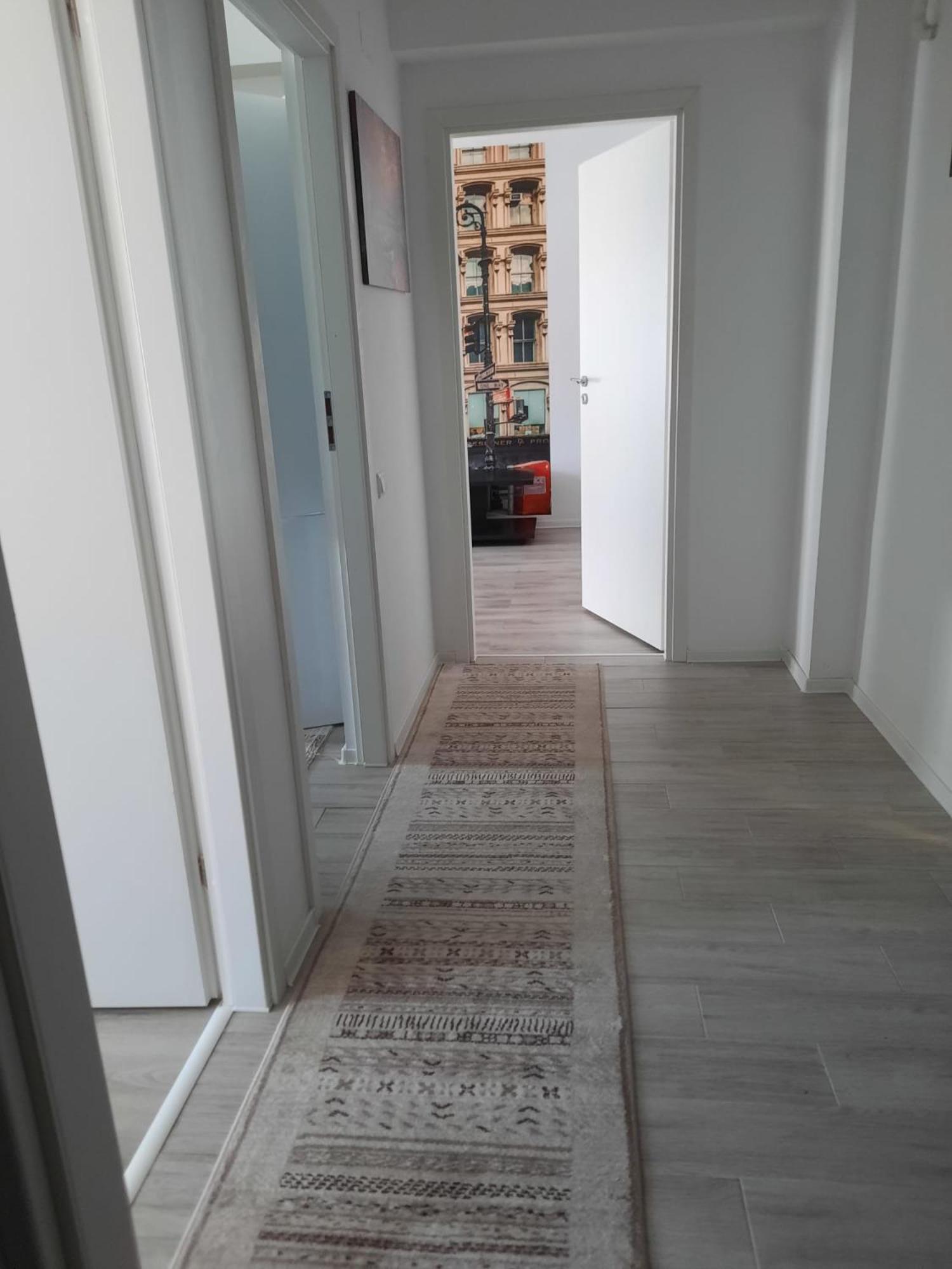 Cazare Apartament 2 Camere Decomandat Militari Chiajna المظهر الخارجي الصورة